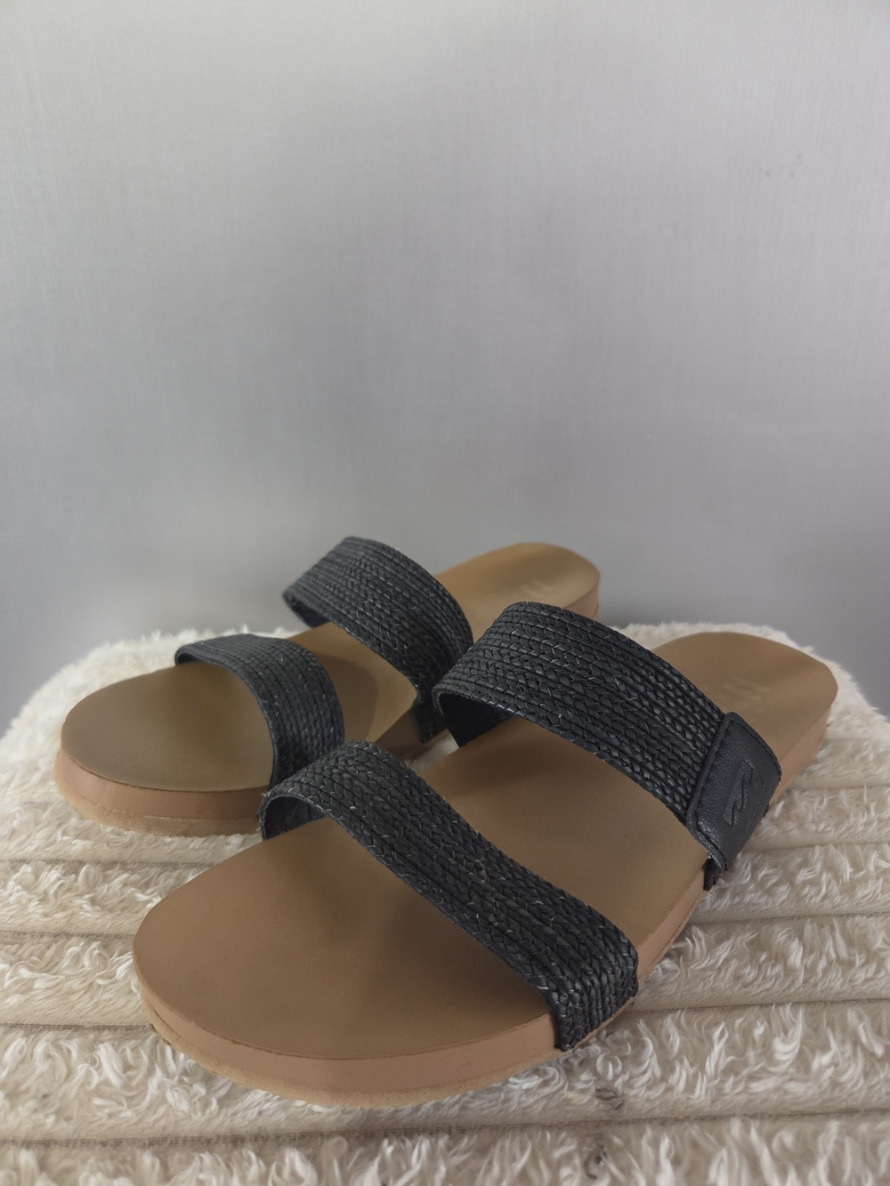 Super Comfortable Billabong Women's Ava Slide Sandals. Sz 8-8½